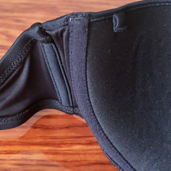 Victoria's Secret Swim | Black Jeweled Accented Bandeau Top Only, Sz 32 D. - Picture 13 of 14